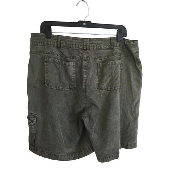 Sundance Shorts Women's Size 12 100% Tencel Olive Green Pockets - Picture 2 of 4